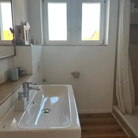 Apartmán Ruhiges 70qm Nahe Universitaet, Wald & Dfki *